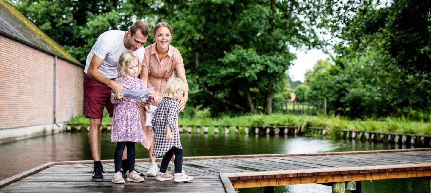 Familie er på skattejagten Odder rundt