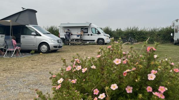 Autocampere på Hygge Strand Camping